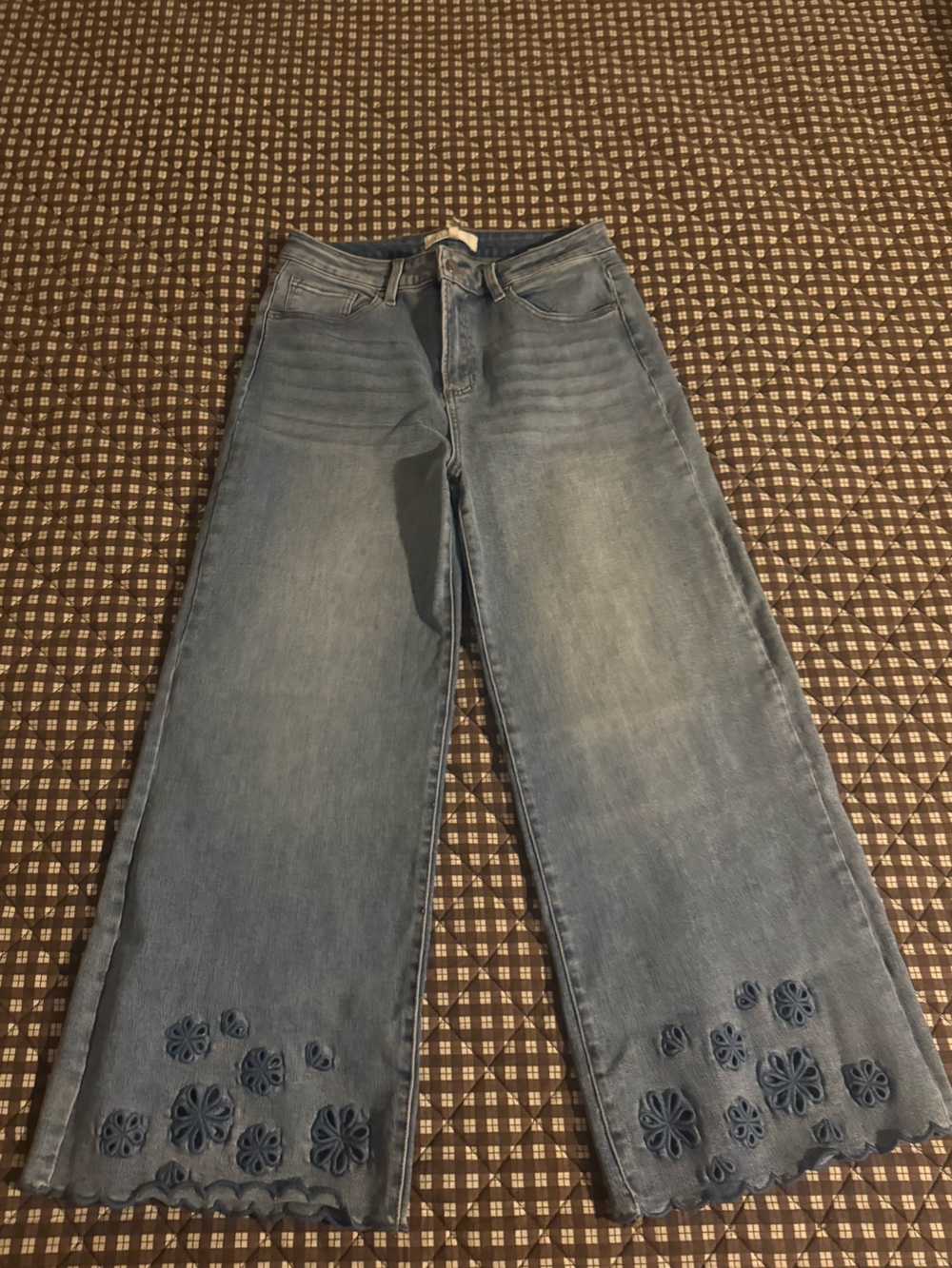 Wide-Leg Floral Cutout Women's Jeans in Light Blue